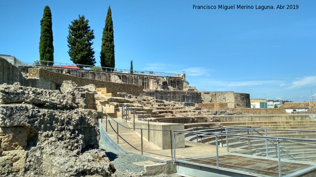 Itlica. Teatro Romano - Itlica. Teatro Romano. 