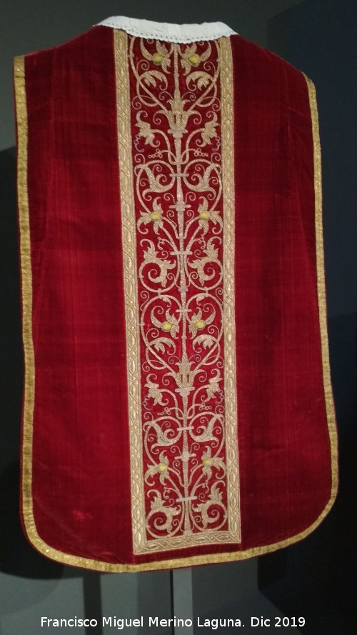 Catedral de Jan. Sacrista - Catedral de Jan. Sacrista. Casulla del XVII