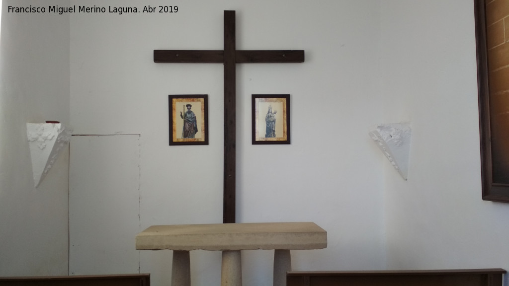 Cementerio de Baeza - Cementerio de Baeza. Altar de la capilla