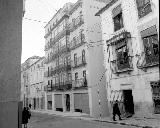 Palacio de los Condes de Corbull. Foto antigua en que se ve el balcn cerrado