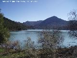 Pantano del Quiebrajano. Orilla