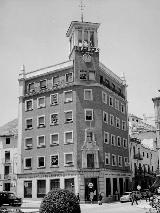 Edificio de la Caja de Ahorros de Crdoba. Foto antigua