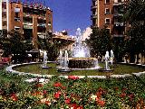 Fuente de la Glorieta de la Carretera Granada. Foto antigua. En la Plaza de la Constitucin