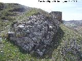 Castillo de Montejcar. Torren Noreste y al fondo la Torre del Homenaje