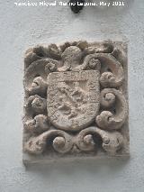 Iglesia de San Eufrasio. Escudo de Don Luis Garrido de Dios Ayuda