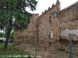 Muralla de la Calle Fernando de Lara. Lienzo almenado junto al Torren de San Antonio de Padua