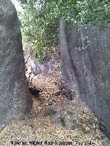 Cueva del Yedrn. Pasillo rocoso