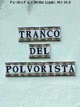 Tranco del Polvorista. Azulejos en el Cortijo Tranco del Polvorista