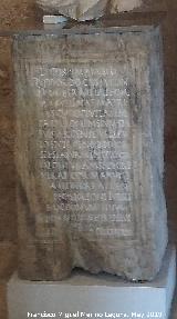 Cstulo. Inscripcin honorfica de mrmol, siglos I-II d.C. Museo Arqueolgico de Linares