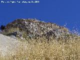 Castillo de las Peuelas. Restos de muro de su parte superior