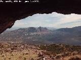 Pinturas rupestres de las Cuevas del Curro Abrigo II. Vistas desde la cueva