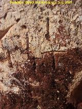 Oratorio visigodo de Valdecanales. Cruces