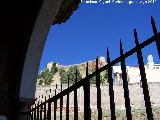 Iglesia de Santa Mara del Collado. Castillo desde el porche trasero