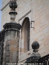 Catedral de Jan. Torre Sin Campanas. Ventana baja de la Fachada Sur