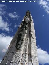 Virgen Monumental del Santuario. 