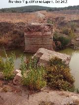 Puente del Arroyo Salado de Arjona. 