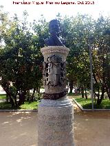 Monumento a Adolfo Surez. 
