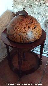 Cortijo del Vizconde. Globo terr�queo