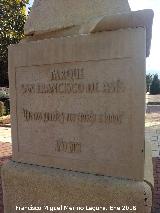 Monumento a San Francisco. Inscripcin en relieve