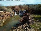 Ro Guadalimar. Con el Salto de San Blas al fondo