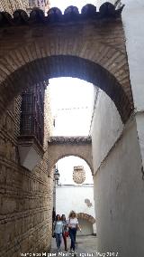 Calle de la Luna. Arquillos