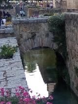 Puente I de la Calle Cairun. 