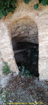 Cueva de la Zorra. Puerta