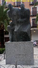 Monumento a los Emigrantes. 