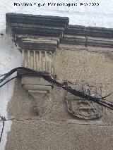 Casa de la Calle Cubillo n� 26. Escudo izquierdo
