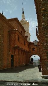 Santuario de la Fuensanta. Lateral de la iglesia