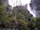 Abrigo de la Cascada. Abrigo de la Cascada y Cascada de la Osera