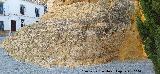 Alc�zar de la Puerta de Sevilla. Roca madre
