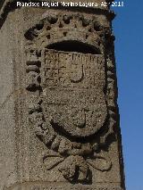 Puente Romano. Escudo de Felipe IV