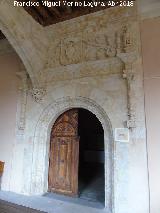 Convento de San Esteban. Claustro. Entrada al coro