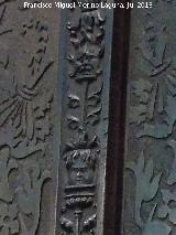 Catedral de Jan. Coro. Presentacin de Mara en el templo. Cabezas de la pilastra izquierda del espaldar