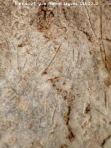 Pinturas y petroglifos rupestres del Abrigo de los cortados del Canjorro. 
