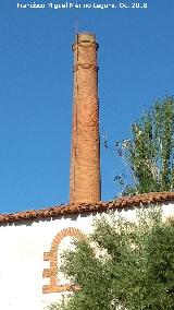 Mina de la Carolina. Chimenea