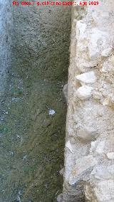 Excavacin arqueolgica de Simago. Arroyo con direccin a la Plaza de la Construccin