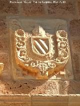 Monasterio de Piedra. Palacio Abacial. Escudo derecho