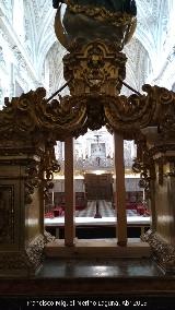 Monasterio de la Cartuja. Sagrario. Vista hacia la iglesia