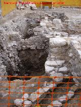 Excavacin arqueolgica de la esquina de la Calle Santa rsula con la Calle Crdoba. 