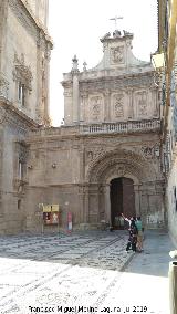 Catedral de Santa Mara. Puerta de las Cadenas. 