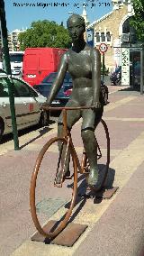 Escultura Venus en Bicicleta. 