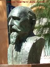 Monumento a Jos Echegaray. Busto