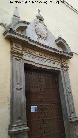 Convento de las Carmelitas Calzadas. Portada del convento