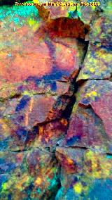 Pinturas rupestres del Arroyo del Batn. Tratada con Dstretch
