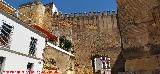 Muralla de Carmona. Poterna abierta para el tr�fico rodado en la zona de la Puerta de Sevilla