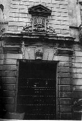 Palacio del Vizconde de Los Villares. Foto antigua. Antes de que desapareciera el escudo.