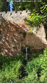 Alhambra. Desage extramuros entre la Torre de las Infantas y la Torre del Cabo