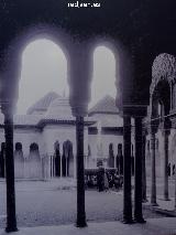 Alhambra. Patio de los Leones. 1920 fotografa de Antonio Linares Arcos
